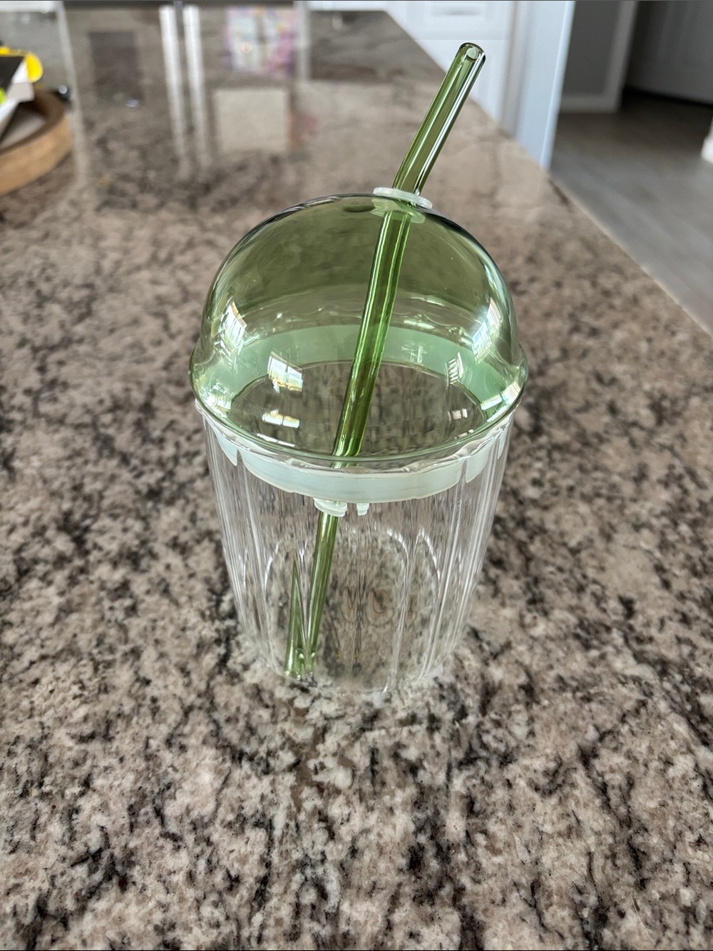 Green Dome Tumbler with Straw - Clear Body 16oz